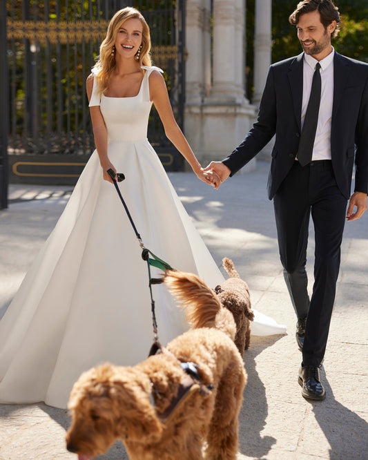 STACIA LUNA NOVIAS